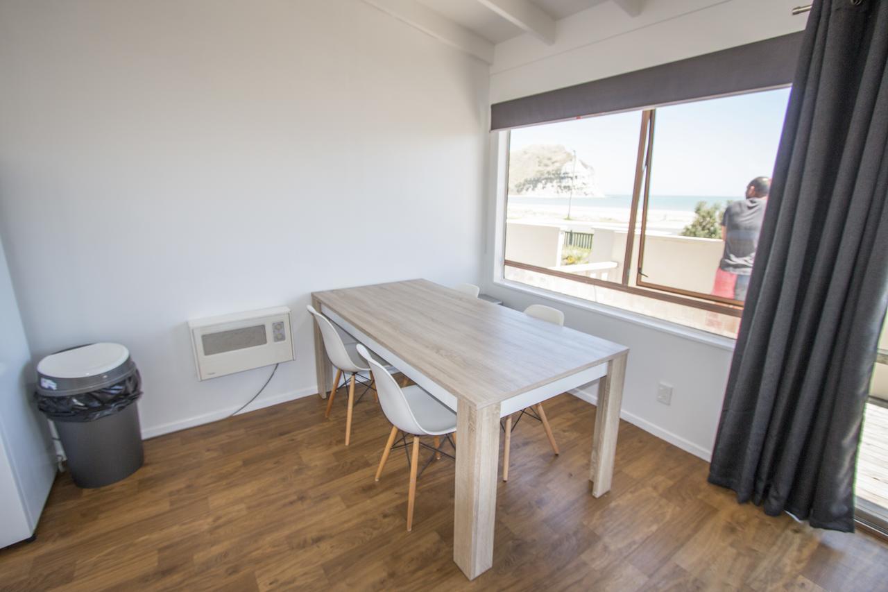 Mahia Motel And Holiday Park Екстериор снимка
